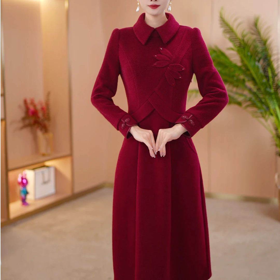 【宸紫女装】25193冬季穿搭连衣裙女新款精致女人收腰中长款裙子