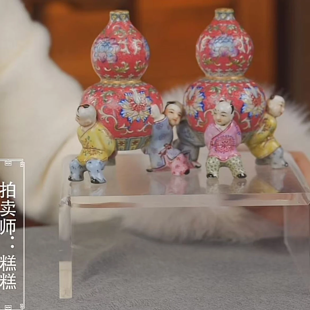 国呈拍卖古董瓷器