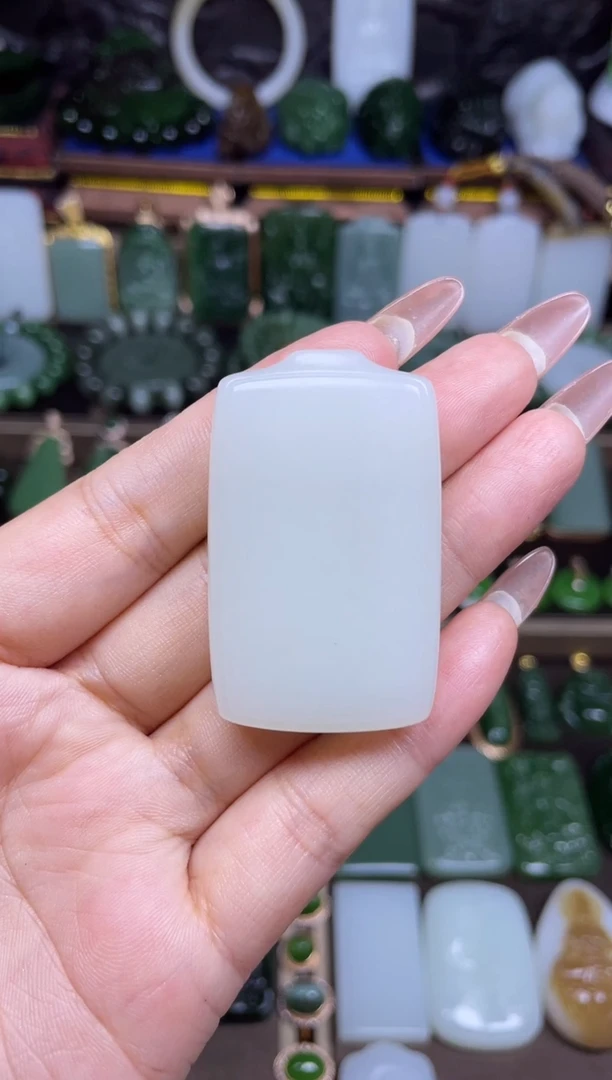 和田玉未镶嵌颈饰❤***成吊坠