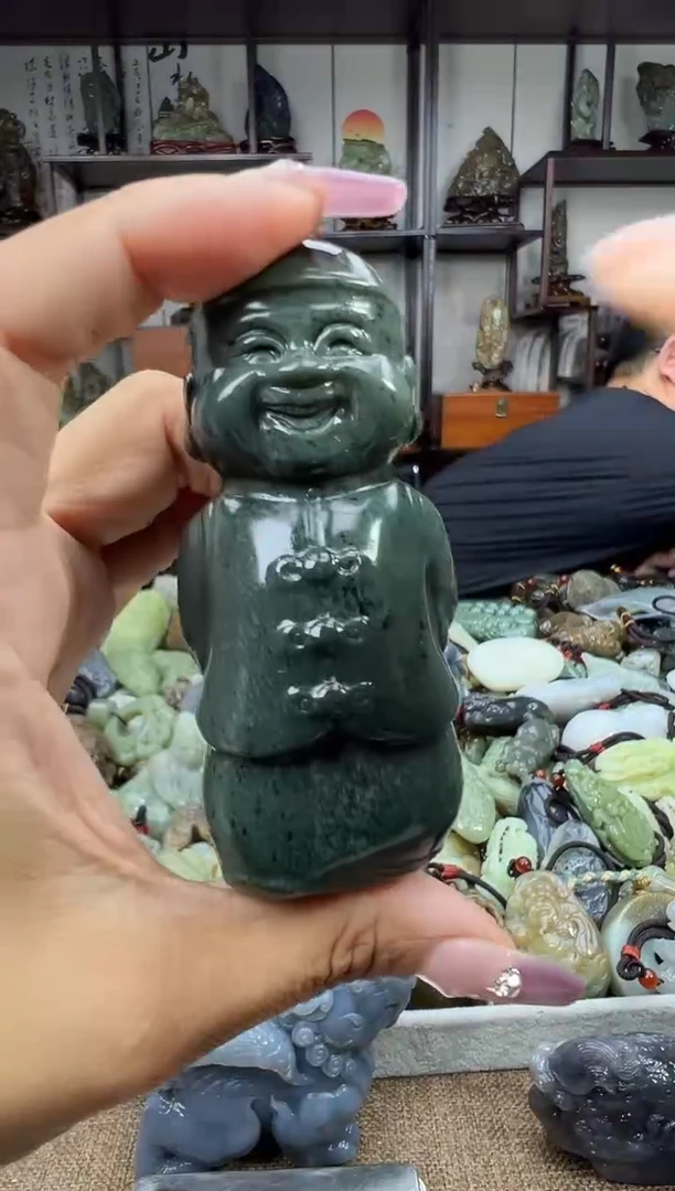 未镶嵌和田玉把件1