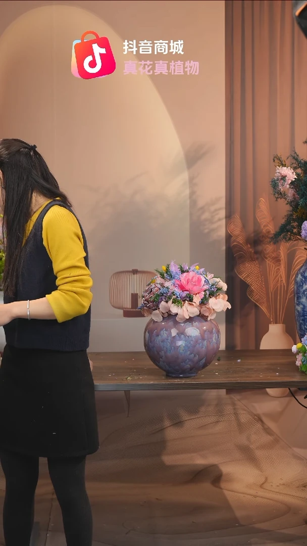 藤翘*鼻：单花束不带花瓶