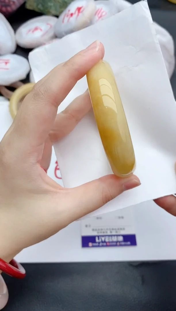 未镶嵌手镯石英质玉97+58/59