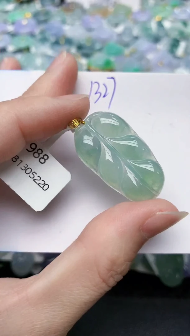 颈饰18K金镶嵌翡翠天然缅甸A货翡翠百元以上9元证书费自理