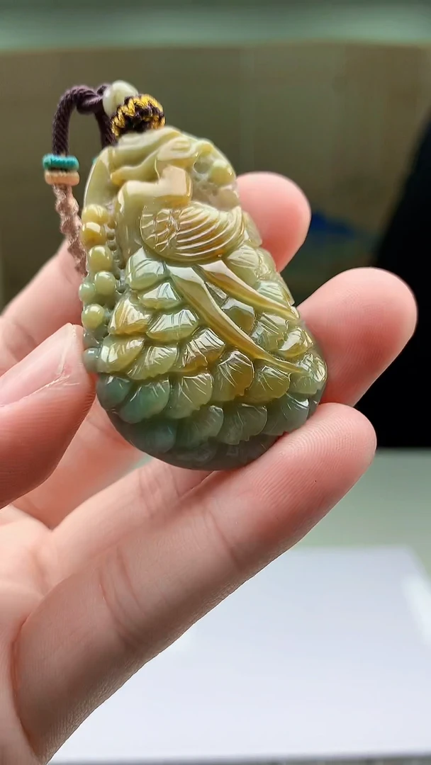 【闪购商品】定制翡翠未镶嵌4969bb-毛货挂件62