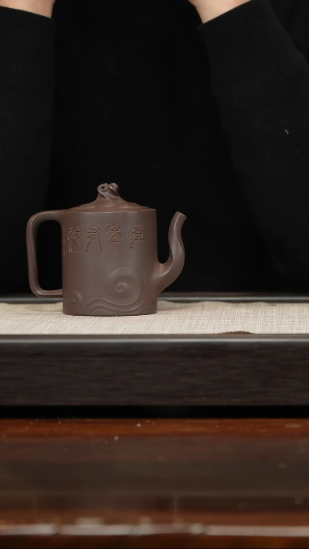 【闪购商品】紫砂茶壶刻绘鱼百川