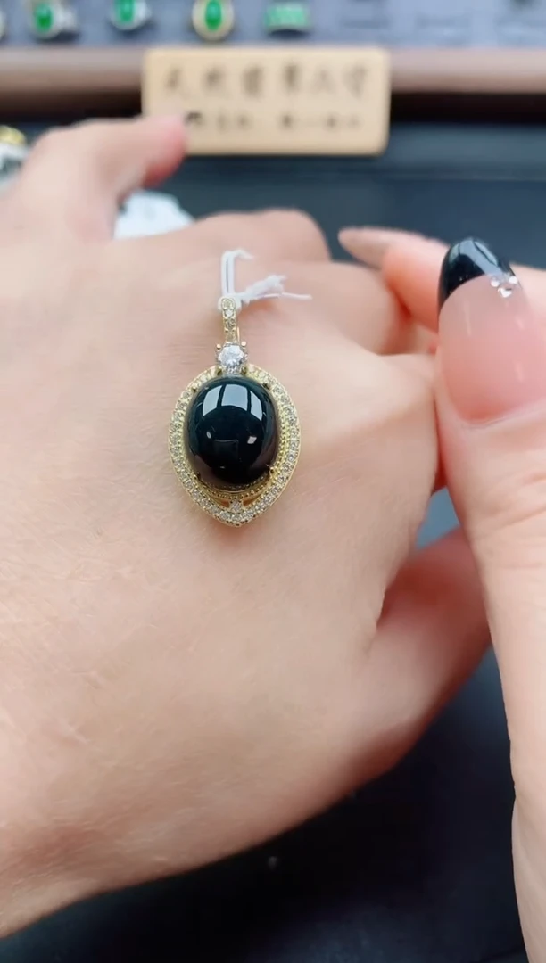 吊坠(赠链)银S925镶嵌翡翠1