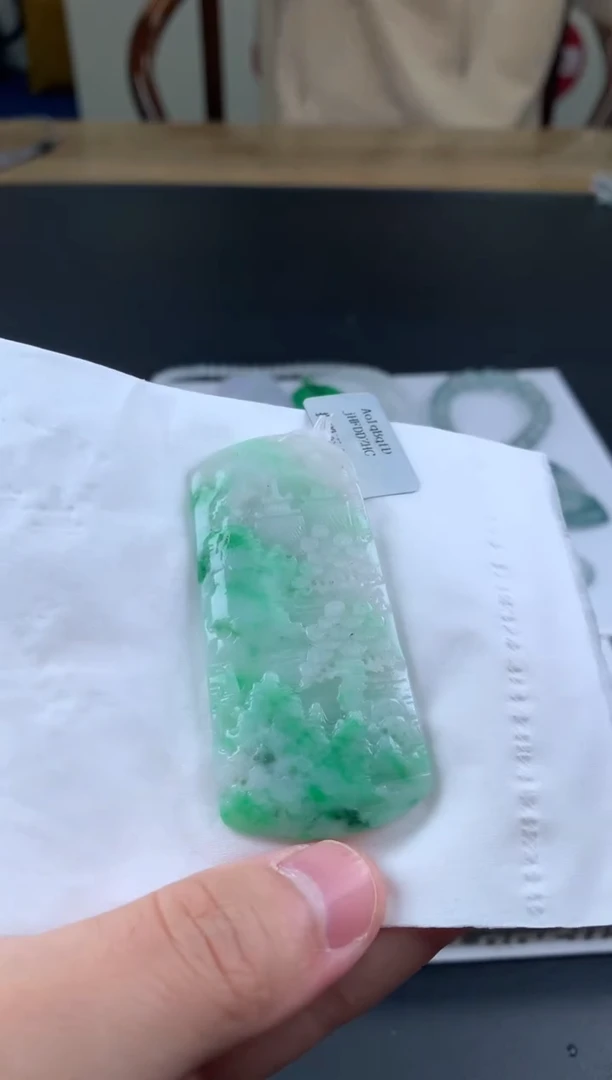 【闪购商品】定制翡翠未镶嵌翡翠