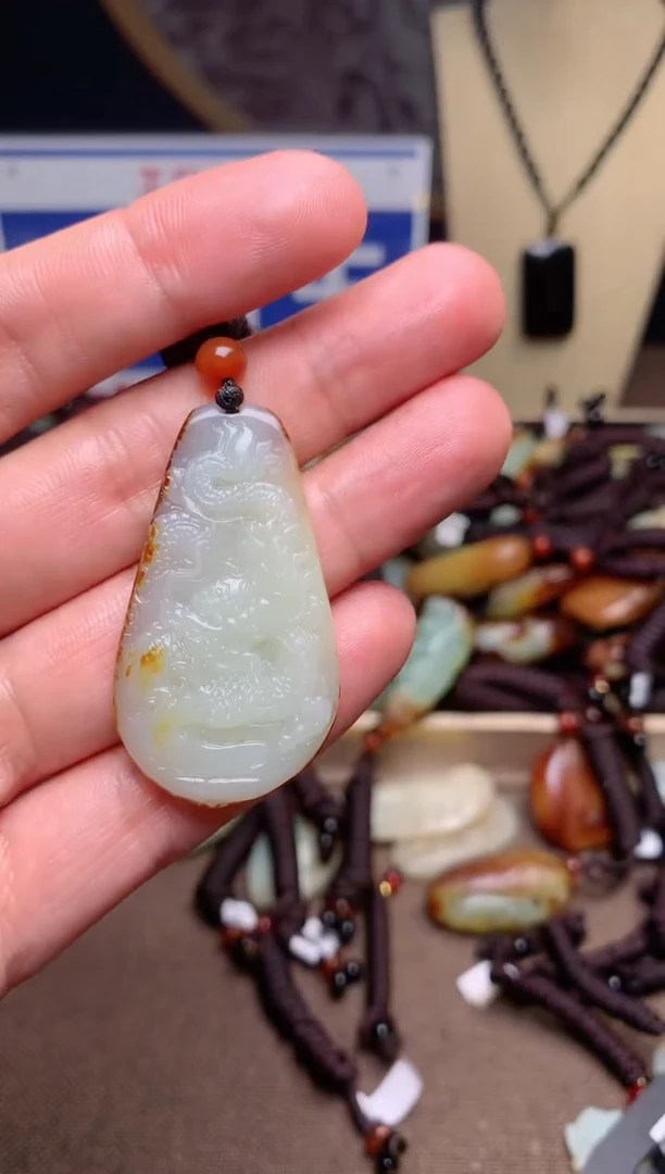 【闪购商品】和田玉颈饰未镶嵌1