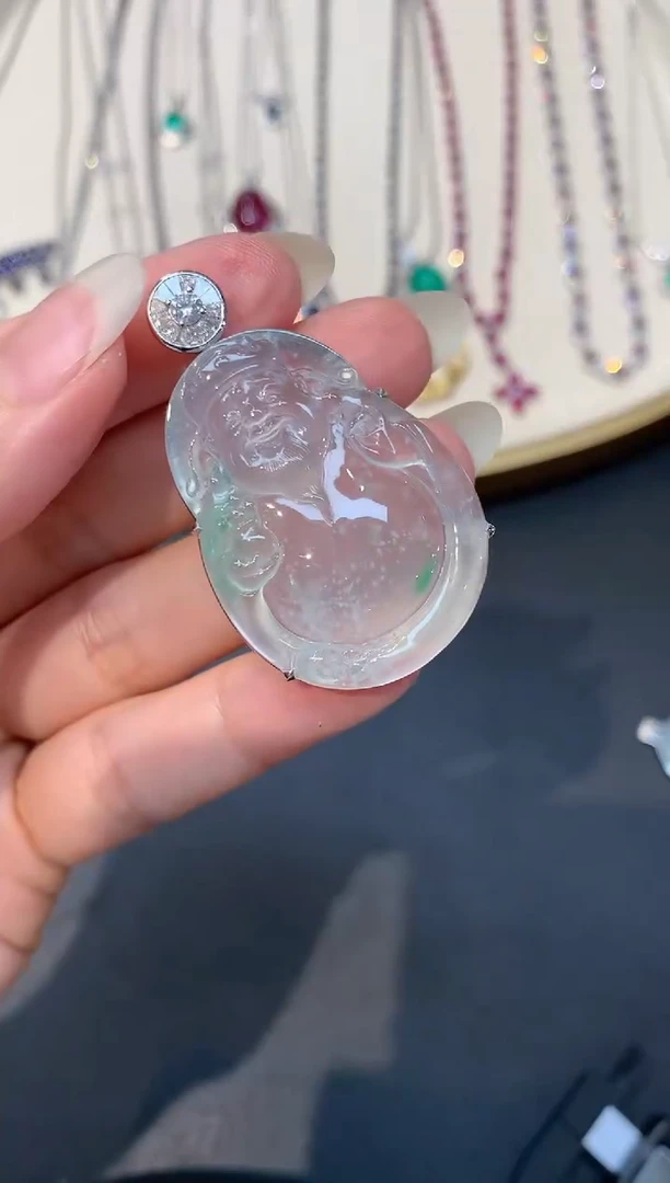 吊坠(不含链)18K金镶嵌翡翠W27|98000