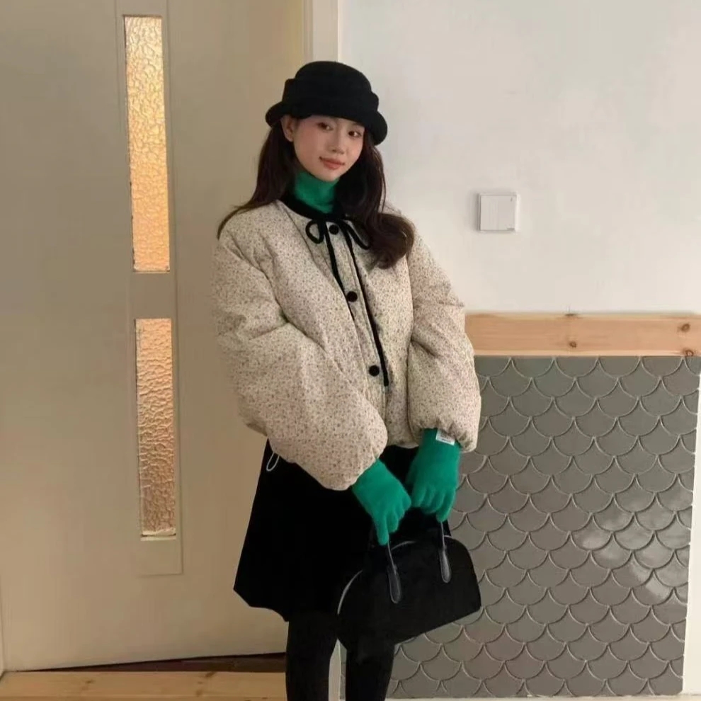 森系氛围感绝了温柔橘色碎花丝绒包布扣系带设计灯芯绒羽绒服外套