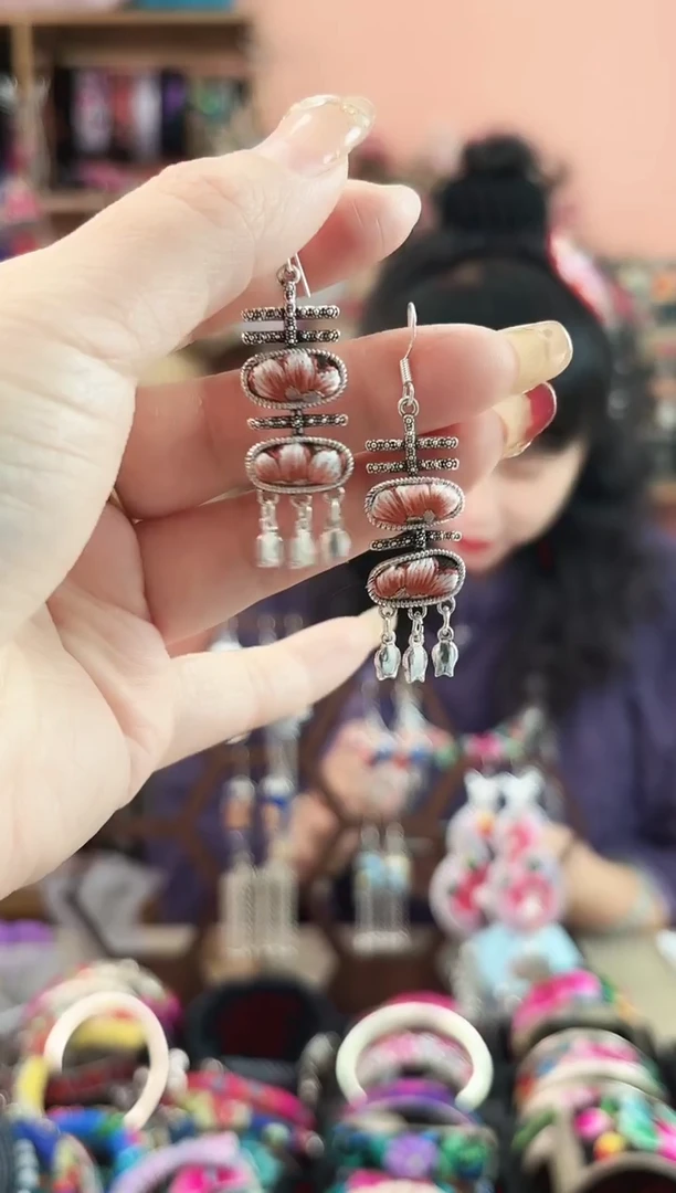 艺枝独绣手工饰品372