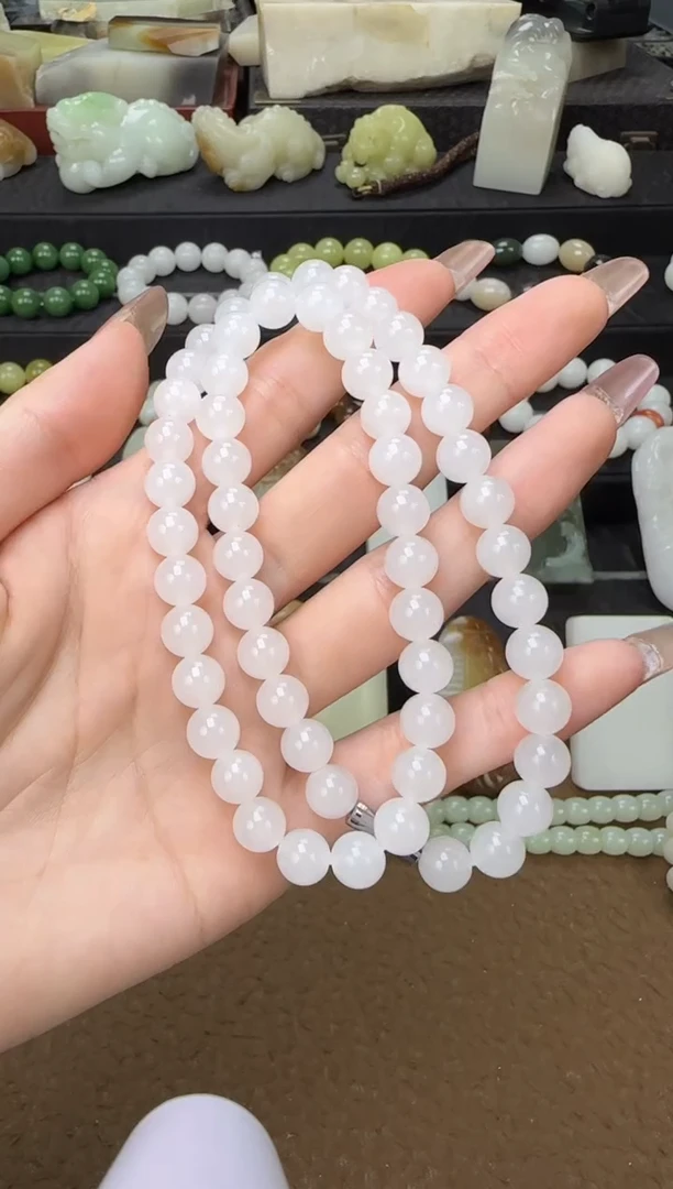 和田玉未镶嵌颈饰珠串