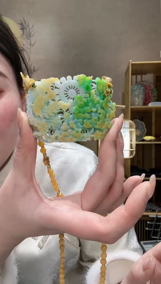 【闪购商品】翡翠颈饰未镶嵌吊坠