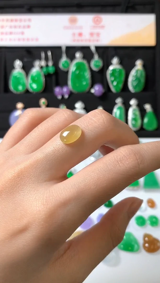 未镶嵌定制翡翠裸石（镶嵌定制）