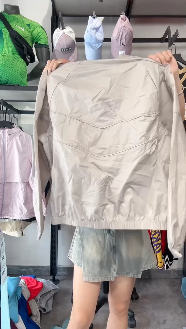 1048编码 瑕疵款直播间过款为准 尺码