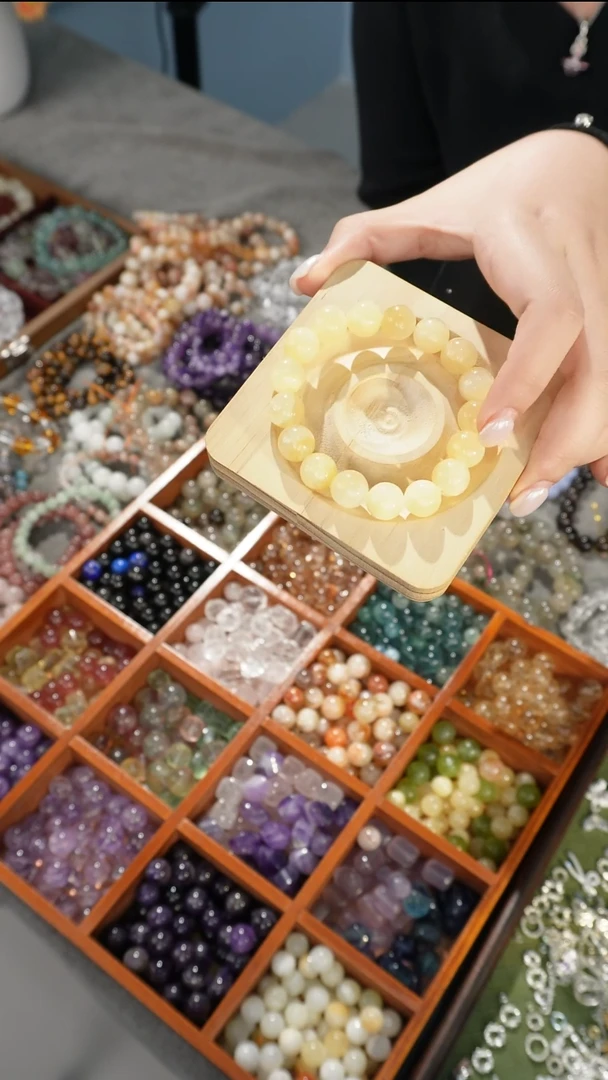 未镶嵌手链水晶金丝玉手串