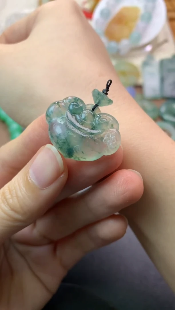 未镶嵌定制翡翠毛货