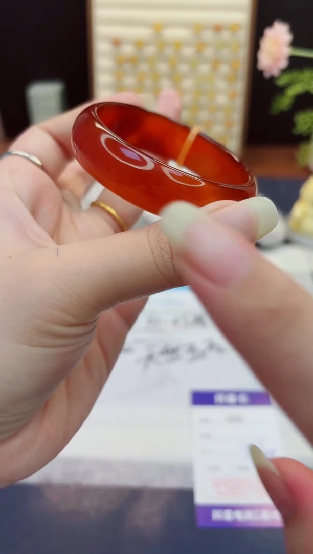 未镶嵌手镯石英质玉266-玛瑙-圈口53-（微瑕）