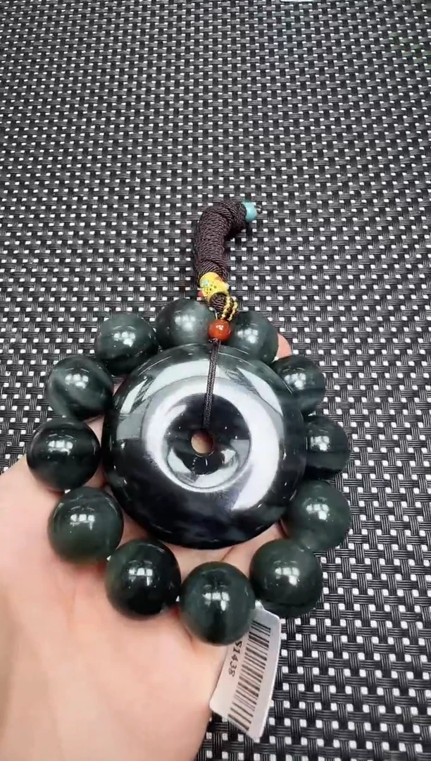 【闪购商品】和田玉一套未镶嵌多样性发1