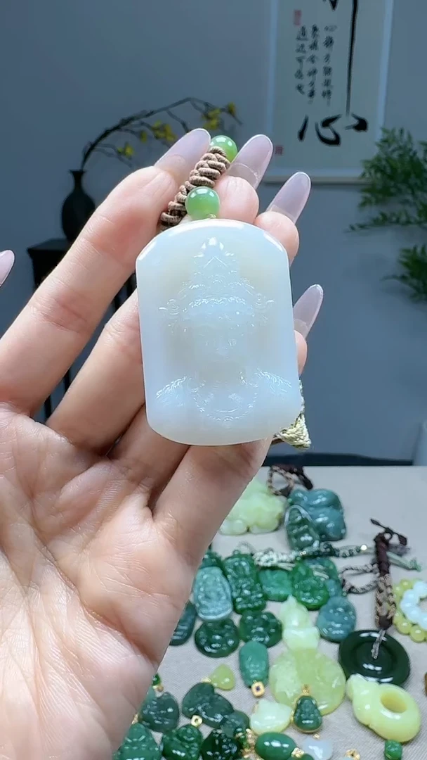 未镶嵌和田玉挂件1