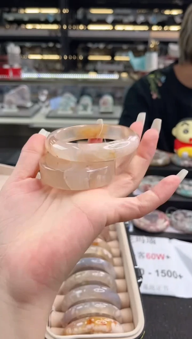 未镶嵌手镯石英质玉59圈口 （赠品镯心）358219