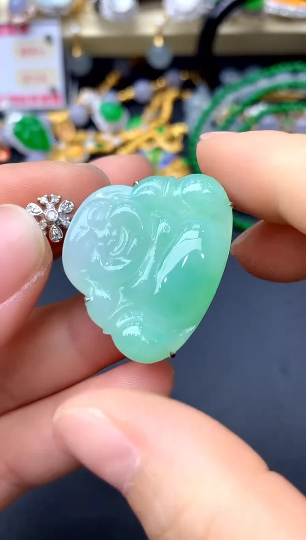 颈饰18K金镶嵌翡翠334 -中国好珍宝