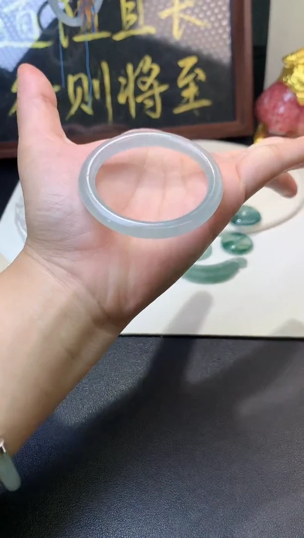 未镶嵌定制翡翠毛货