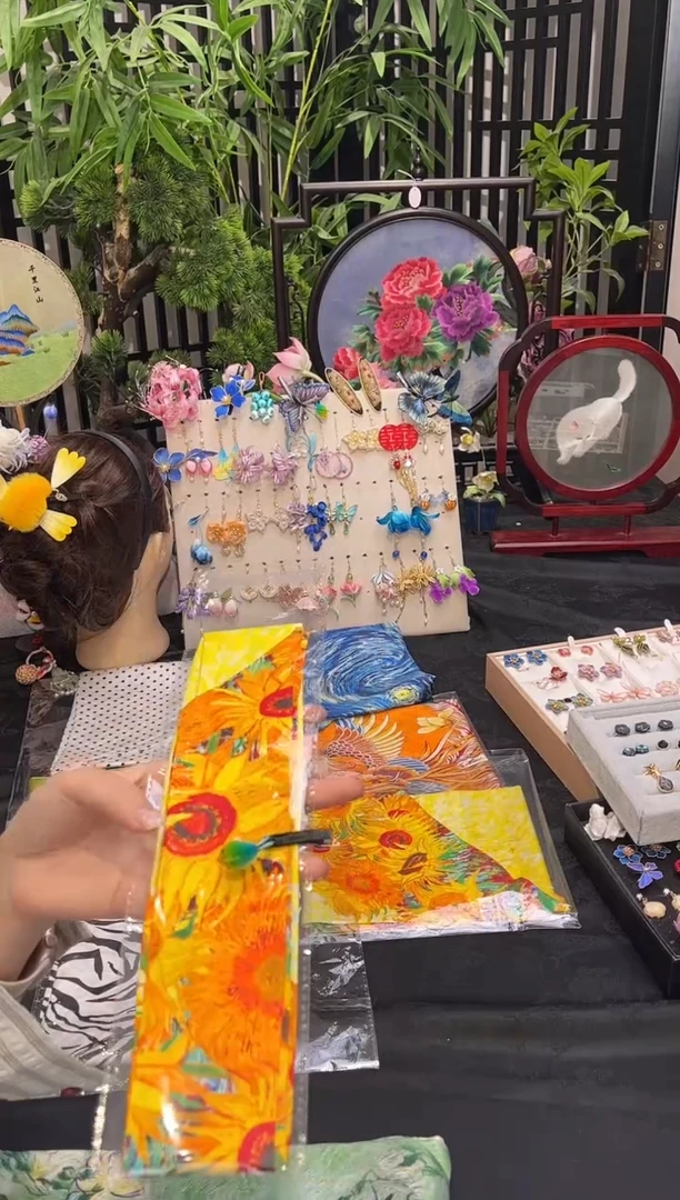 织绣喝****╯非遗手工苏绣饰品