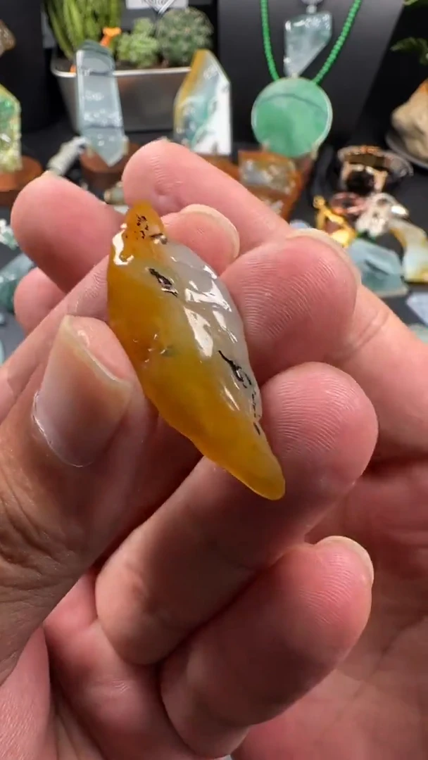 未镶嵌定制翡翠裸石