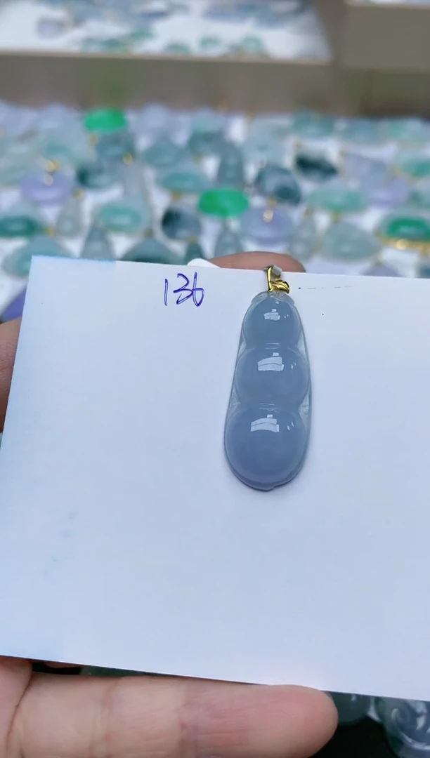 【闪购商品】翡翠颈饰18K金镶嵌天然翡翠A货    
