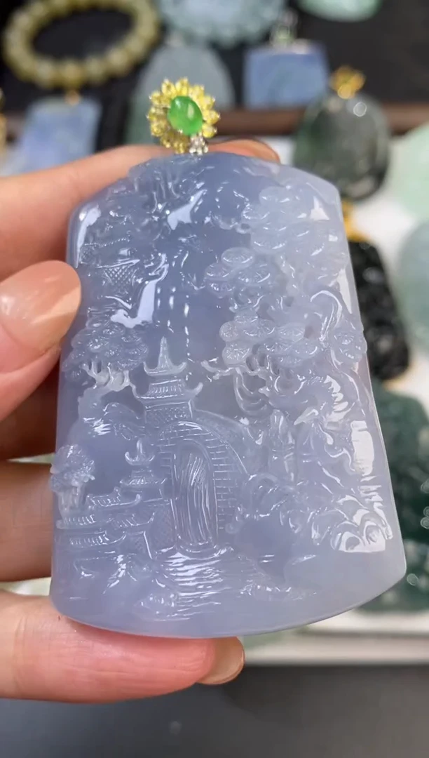 18K金镶嵌挂件翡翠沦*373122    多人