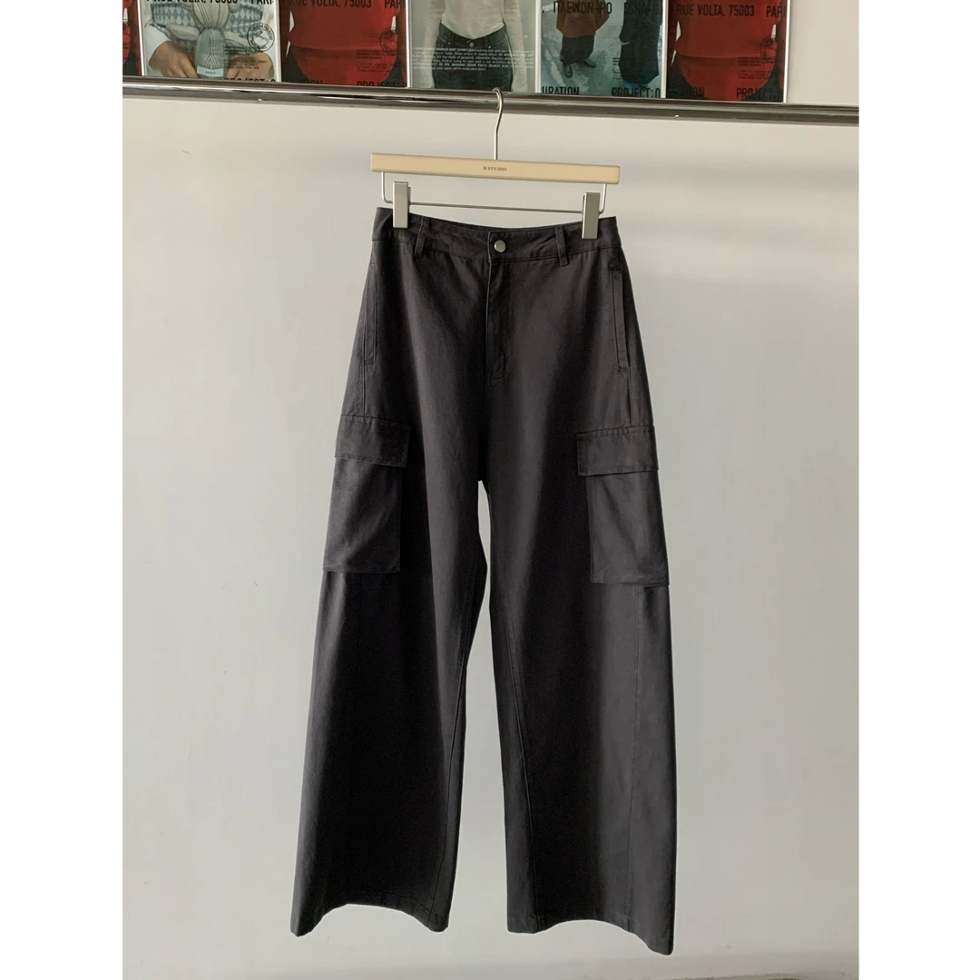 2025年春款 浅春系宽松休闲时尚百搭户外直筒宽松工装裤 YF010