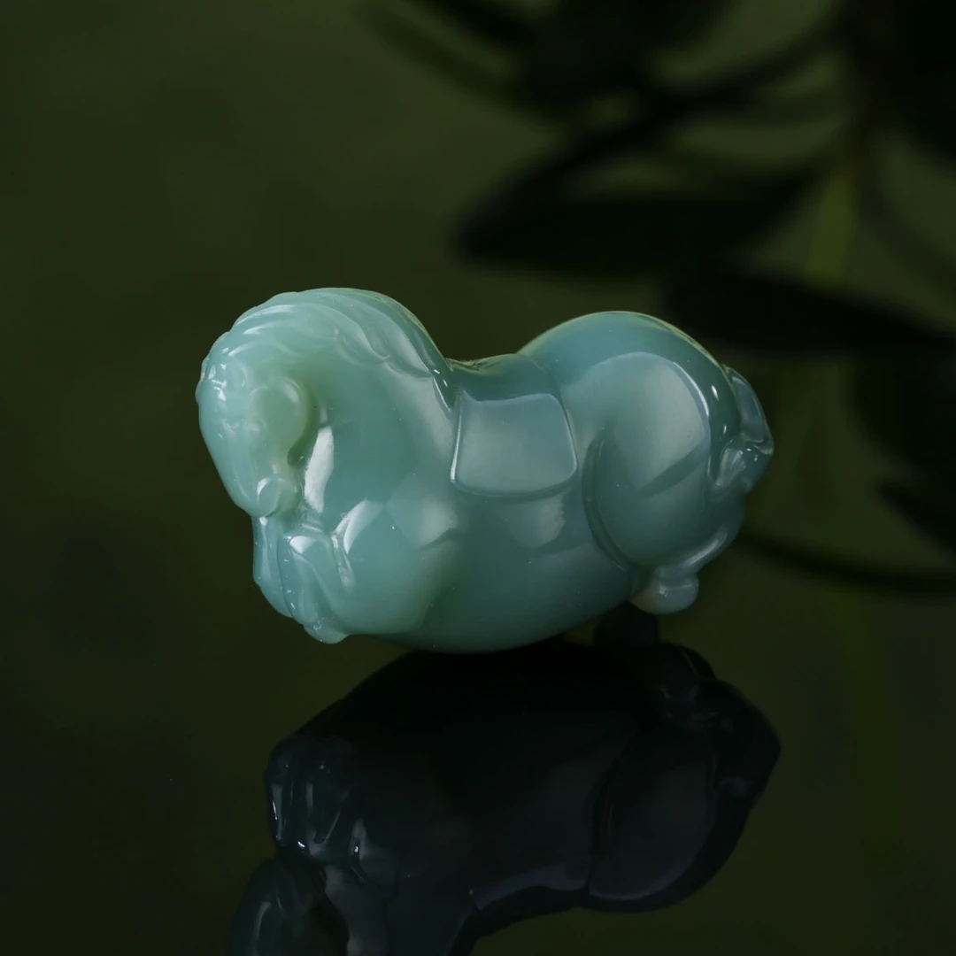 【意婵】《纵马归》天然典藏级和田碧玉粉青精雕马到成功-914942