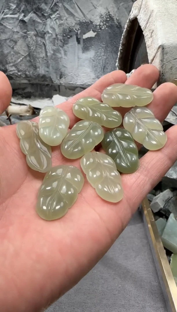 和田玉未镶嵌颈饰吊坠多样性拍一发一件