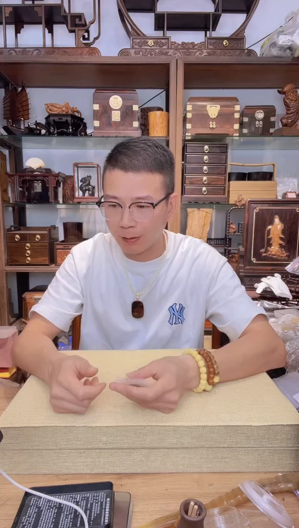 乌木类书架妮****鱼830血料平安扣