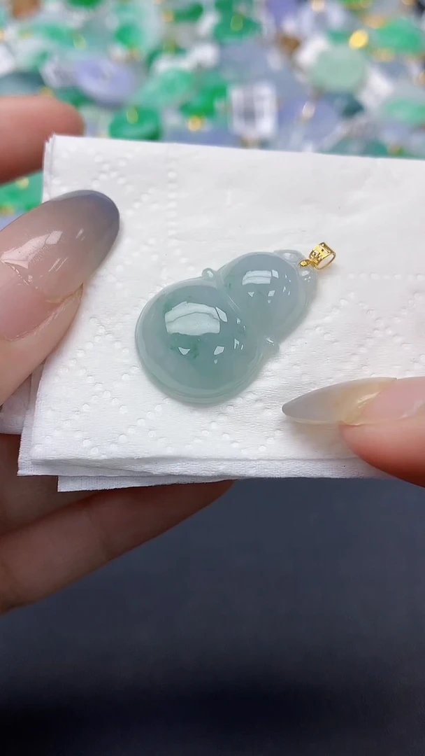 翡翠未镶嵌颈饰天然缅甸a货翡翠