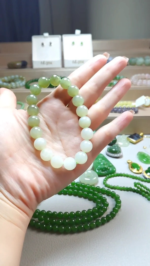 手串未镶嵌和田玉青海渐变手串卡10（多样性单一发货）