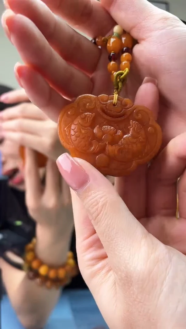 蜜蜡未镶嵌珠宝奇石T014假一罚十多样性发其一