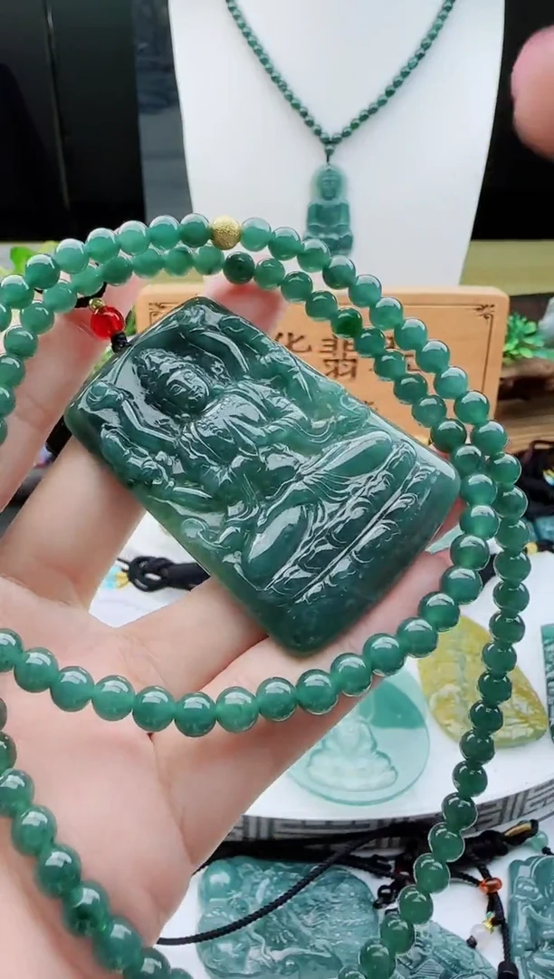 【闪购商品】翡翠颈饰未镶嵌11111111