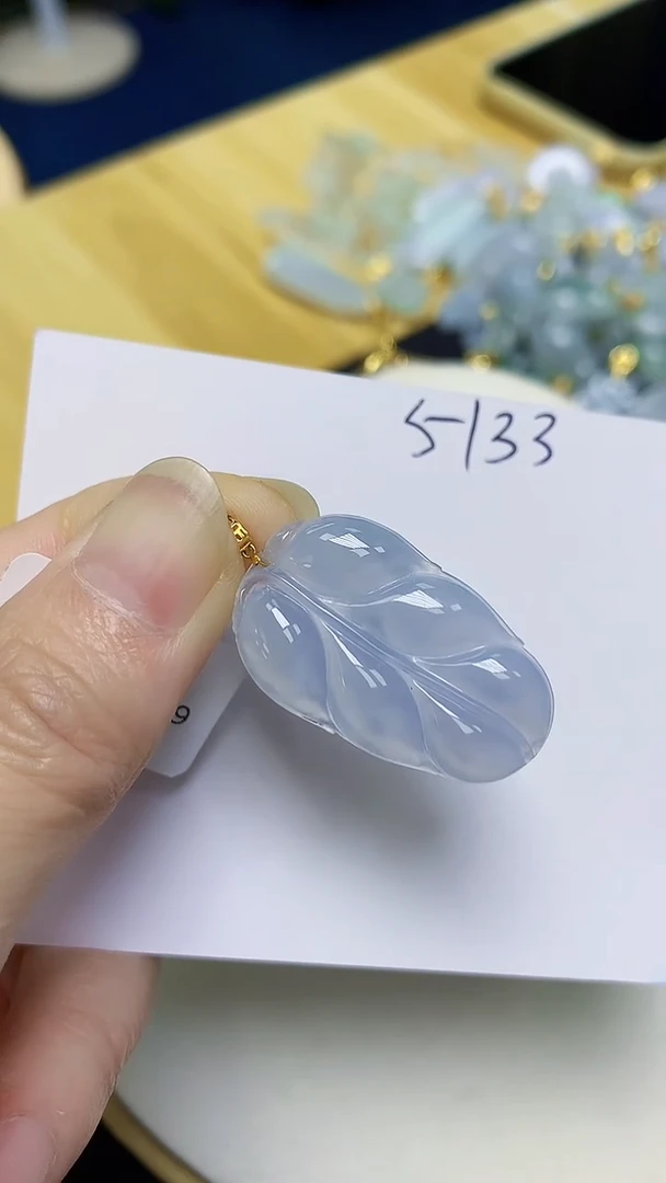 翡翠18K金镶嵌颈饰天然缅甸翡翠A货