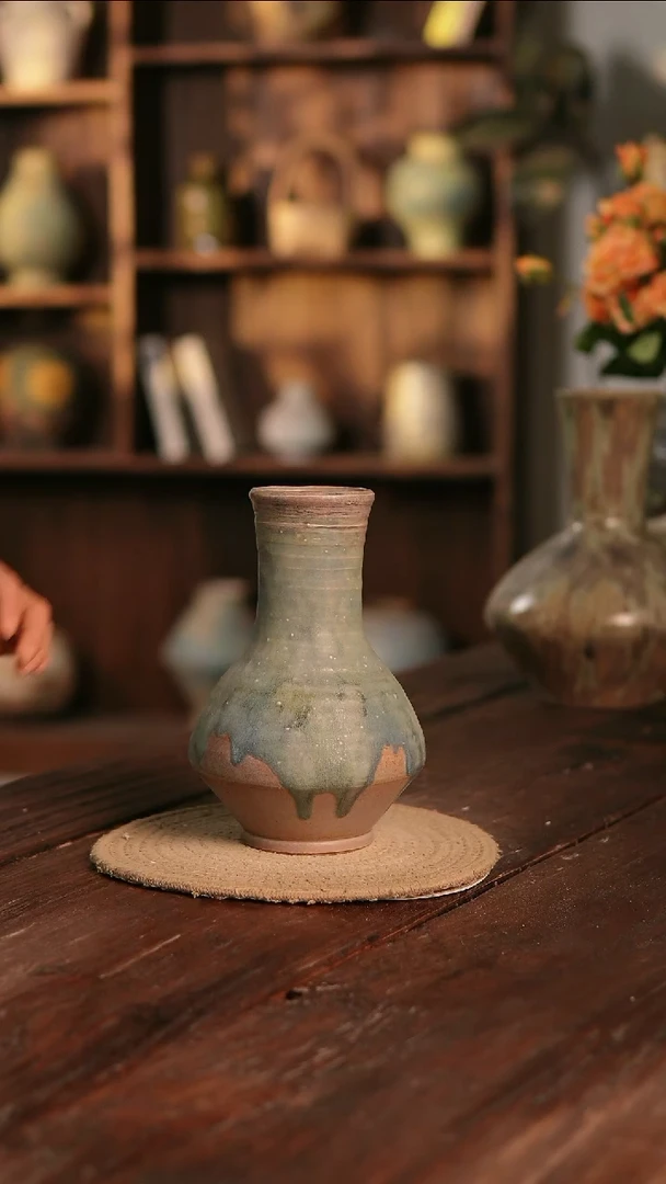 摆件26-18高22口6误差2无孔瑕疵