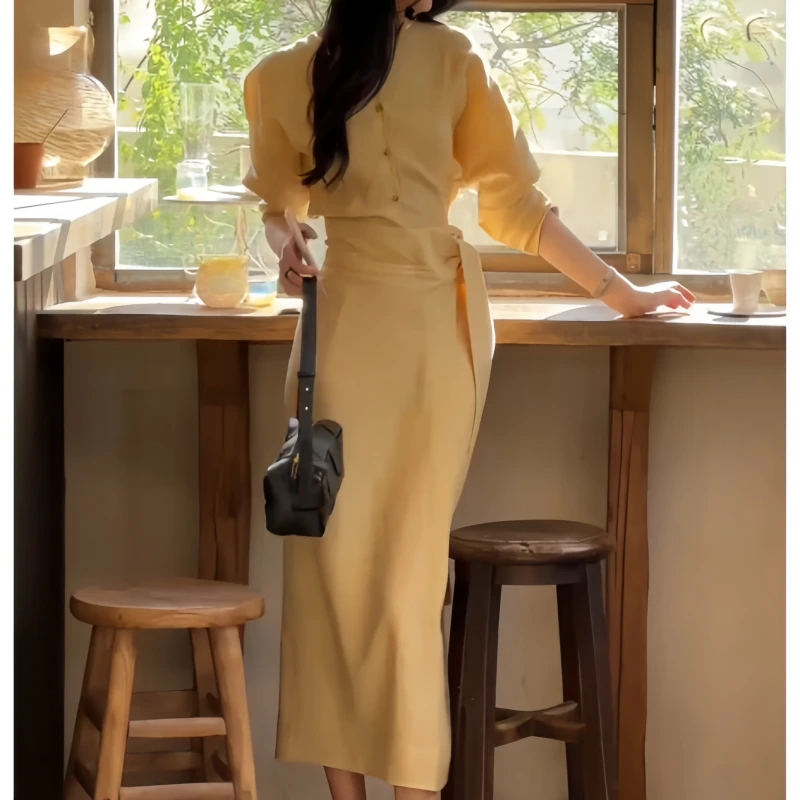 早秋休闲风连衣裙女收腰显瘦V领衬衫系带法式通勤复古气质连衣裙