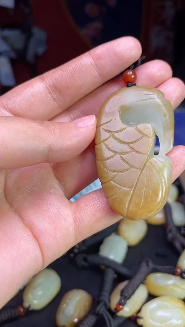 颈饰未镶嵌和田玉123