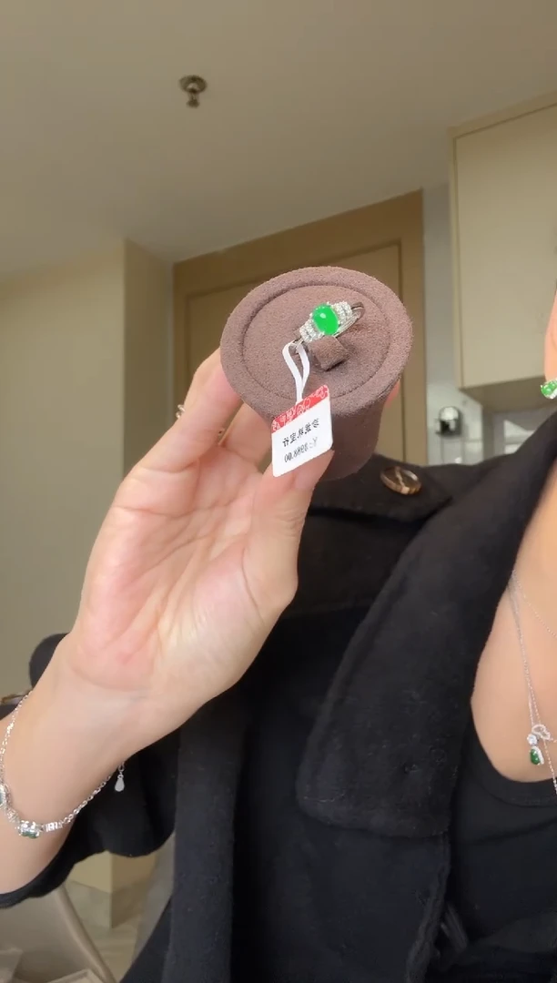 【闪购商品】翡翠戒指银S925镶嵌蛋面戒指