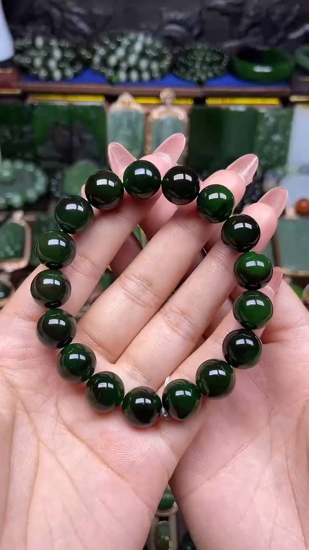 颈饰未镶嵌和田玉聚红皮老料手串卡12