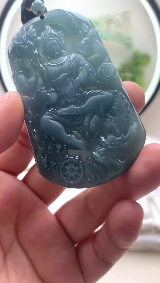 颈饰未镶嵌翡翠不动明王