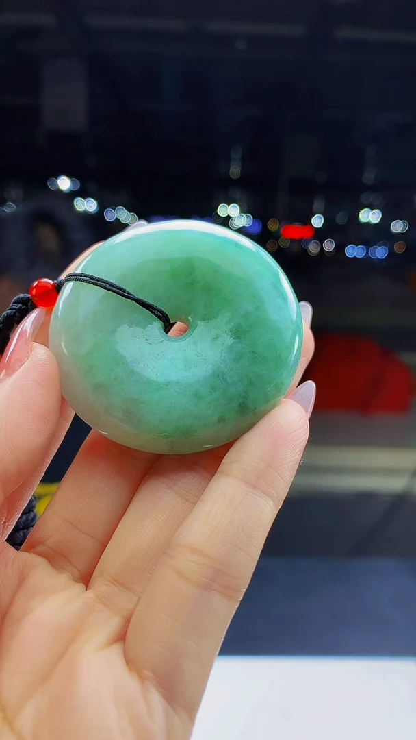 颈饰未镶嵌翡翠天然A货翡翠