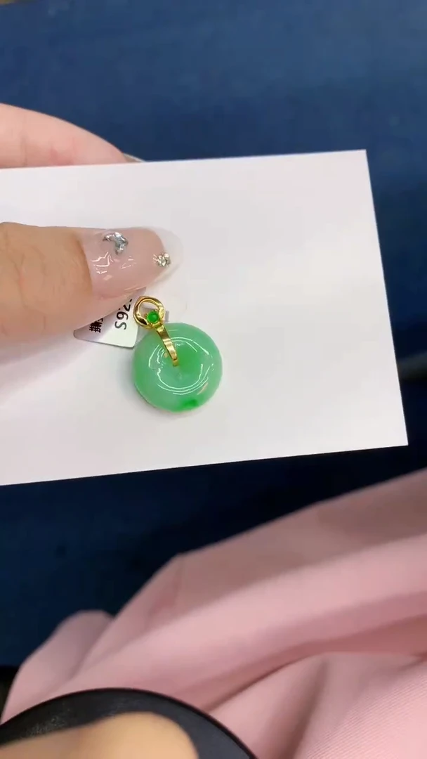翡翠未镶嵌吊坠(不含链)1