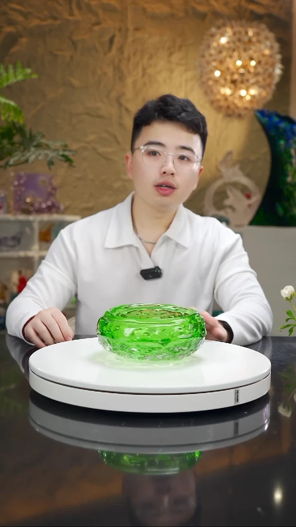 手工艺品琉璃祖母绿烟灰缸