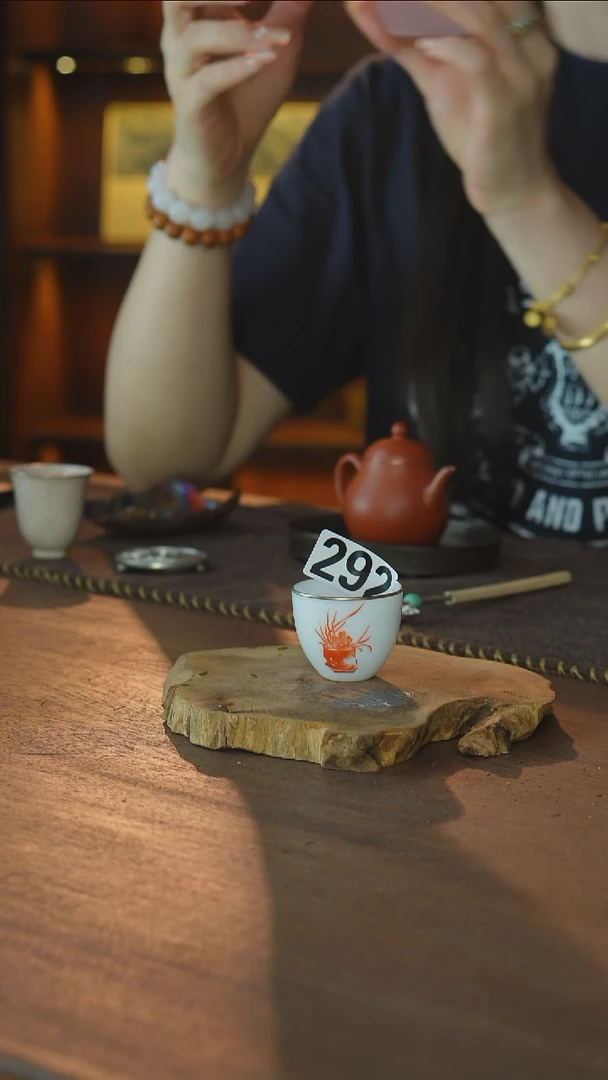 包银梵红兰花杯..292